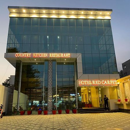 Hotel Red Carpet Tājganj Exterior photo